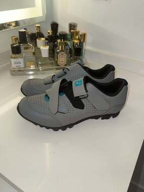 Bontrager Adorn Women's Mountain Bike Cycling Shoes Gray/Teal